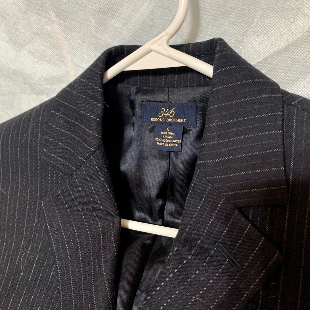 Brooks brothers pin-stripe navy blue wool blazer